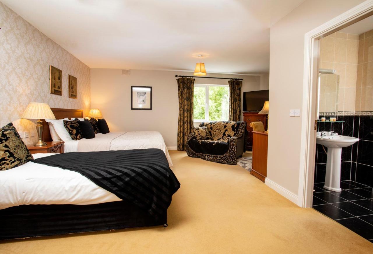 Hotel Donegal Manor à Donegal Town Extérieur photo
