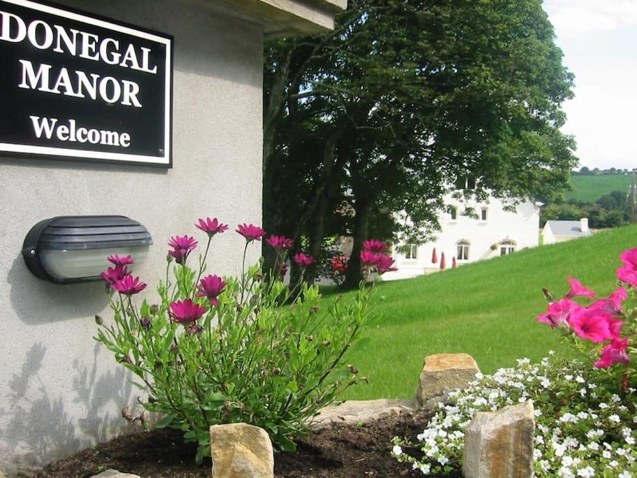 Hotel Donegal Manor à Donegal Town Extérieur photo