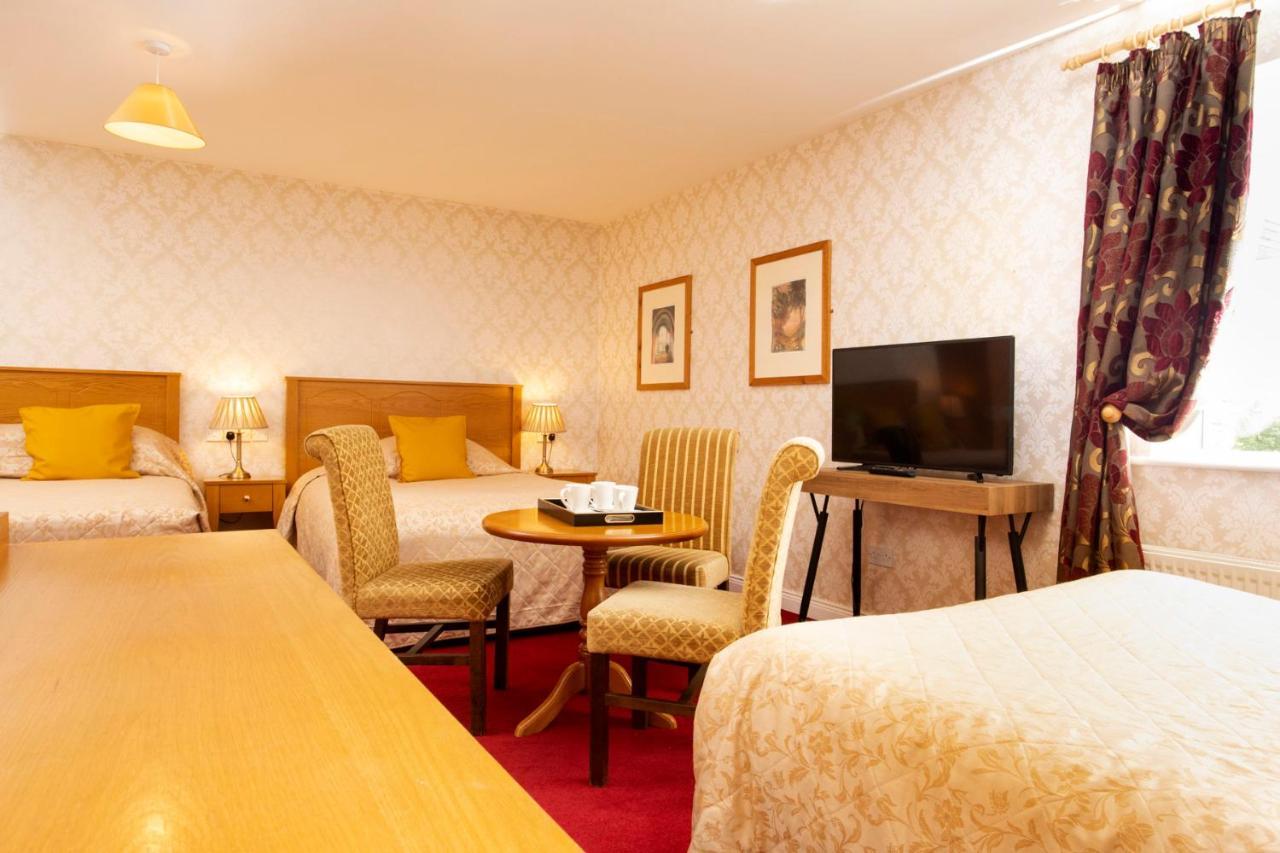 Hotel Donegal Manor à Donegal Town Extérieur photo